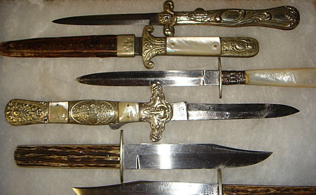 Large Kentucky Knife and Straight Razor  Collection Absolute Auction- No Reserves - 7928.jpg