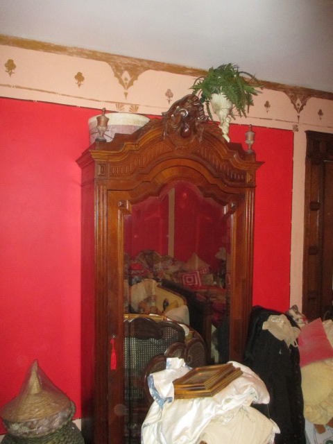 Large Antiques Living Estate Auction, Bristol TN - IMG_1058.JPG