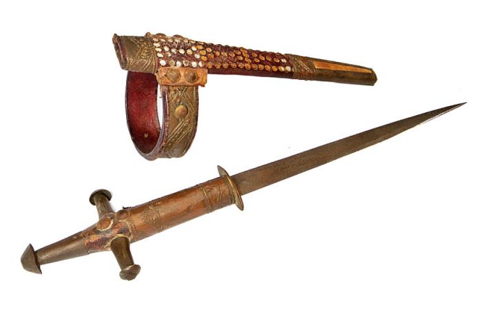 A Philadelphia Antique Curiosity Gun , Sword, and  Curiosa  Collection Estate Auction  - 41_1.jpg