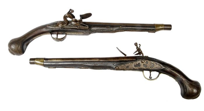 A Philadelphia Antique Curiosity Gun , Sword, and  Curiosa  Collection Estate Auction  - dueling_pair.jpg