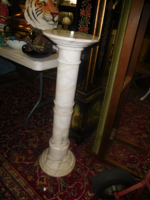 Labor Day Monday Estates- Dont Miss this auction- Unbelievable  - DSCN0712.JPG