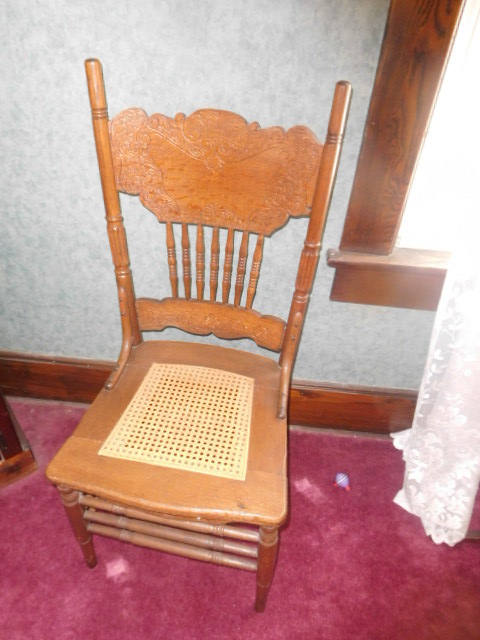 Living Estate Auction Jonesborough Tn. Real Estate and Antiques - DSCN1421.JPG