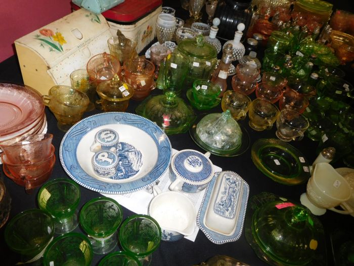 California Estate plus a Lifetime Depression Glass Collection - DSCN2551.JPG