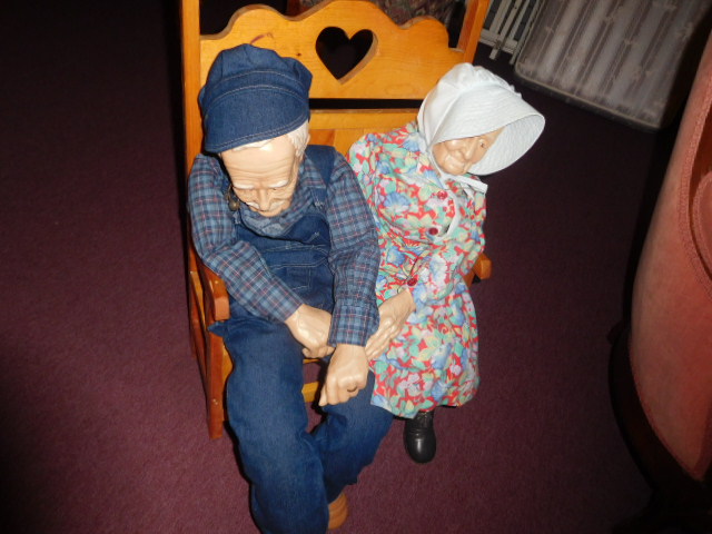 Erwin Memorial Funeral Home  Erwin Tennessee.....Antiques- Office -Pews and more - DSCN4662.JPG