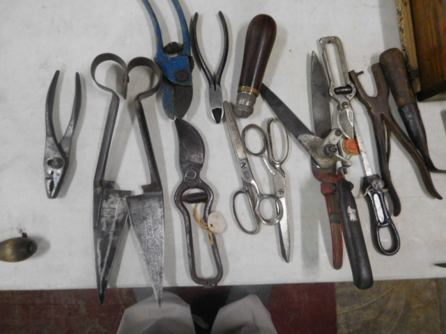 Advertising, Large Keen Kutter, Vintage toy, Jars Etc two Estate Collections - DSCN9471.JPG