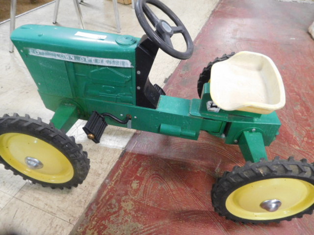 Advertising, Large Keen Kutter, Vintage toy, Jars Etc two Estate Collections - DSCN9519.JPG