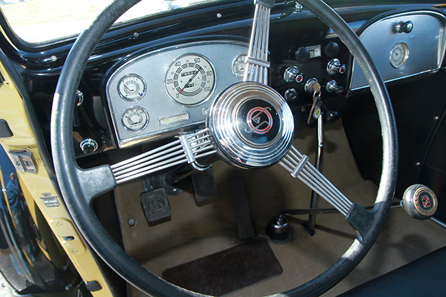 David Berry Estate Auction New Years Day-1935 LaSalle, 1936 Ford, Mascots, Antique Pharmacy items and more - 6125.jpg