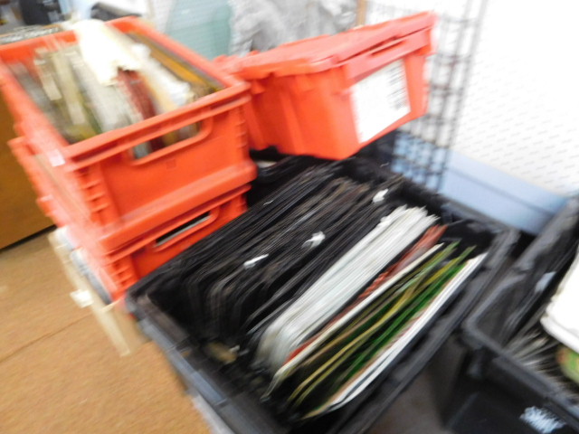 David Berry Estate Auction New Years Day-1935 LaSalle, 1936 Ford, Mascots, Antique Pharmacy items and more - DSCN9817.JPG