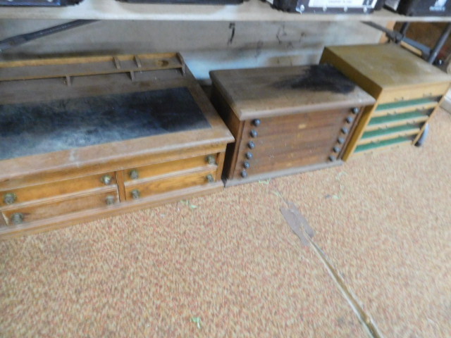 David Berry Estate Auction New Years Day-1935 LaSalle, 1936 Ford, Mascots, Antique Pharmacy items and more - DSCN9896.JPG