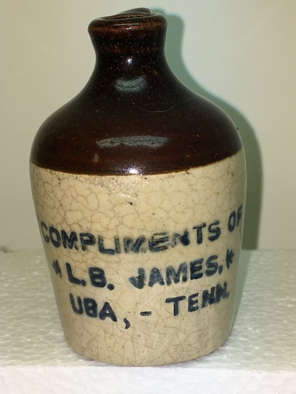 Ralph Van Brocklin Estate- Bottles- Post and Trade cards--Mini Jugs and other advertising - IMG_2640.JPG