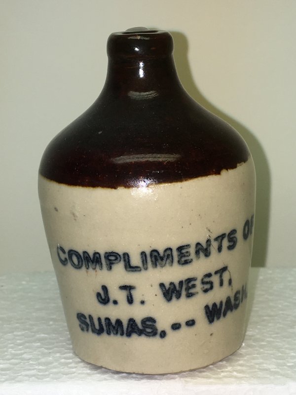 Ralph Van Brocklin Estate- Bottles- Post and Trade cards--Mini Jugs and other advertising - IMG_3077.JPG