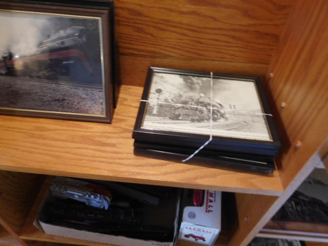 Dr. Thomas and Brenda Brinegar Estate Auction #2,Real Estate, Fine Jewelry, Antiques, R R Collection, Upscale Furnishings, Dolls and more - DSCN9689.JPG