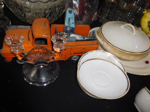 Monday Night Estate auction- Orland Britton Greeneville and Michael Fallgatter Estates - DSCN0080.JPG