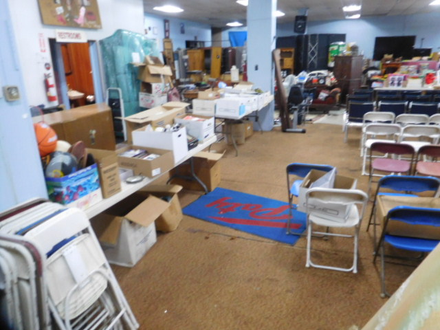 Sterling Sisters Monday Night Auction- Estate Jewelry, Toys toys toys, furniture, early NASCAR plus more. This is a big one - DSCN9745.JPG