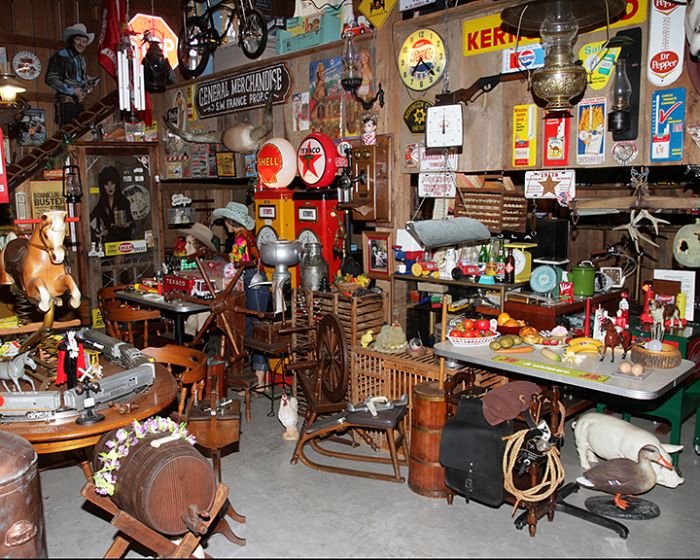 Country Store, Advertising, Toys, 1973 Suzuki Rv125,gas item, and much more The W.F, lifetime collection Absolute Auction - 23_3480.jpg