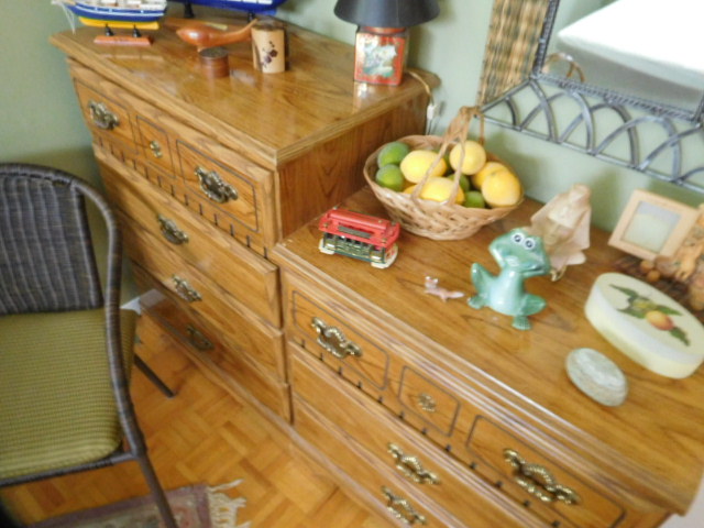 Brenda Warren Estate Johnson City Tennessee Auction Antiques and Household Real Estate (Bart Long and Associates PAL 6163) - DSCN9870.JPG