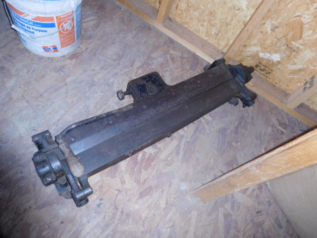 Living Estate  Auction Farm Machinery, tools, trailer, plus much more - DSCN0010.JPG