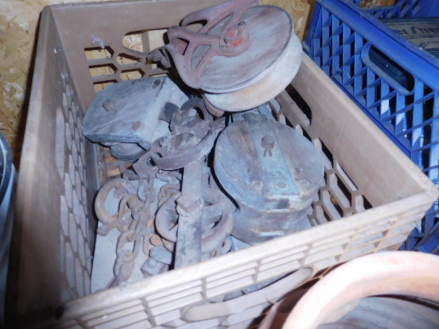 Living Estate  Auction Farm Machinery, tools, trailer, plus much more - DSCN0012.JPG