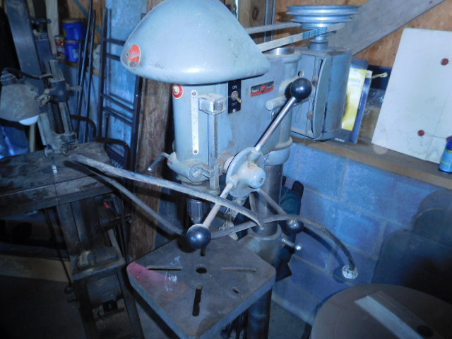 Living Estate  Auction Farm Machinery, tools, trailer, plus much more - DSCN9984.JPG