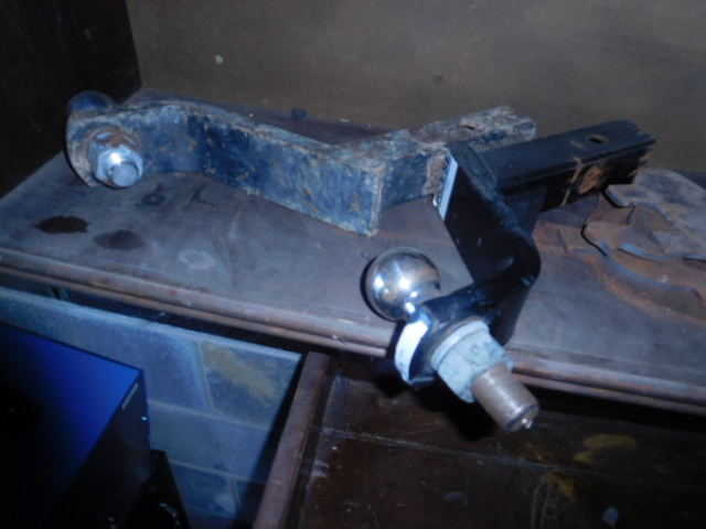 Living Estate  Auction Farm Machinery, tools, trailer, plus much more - DSCN9996.JPG