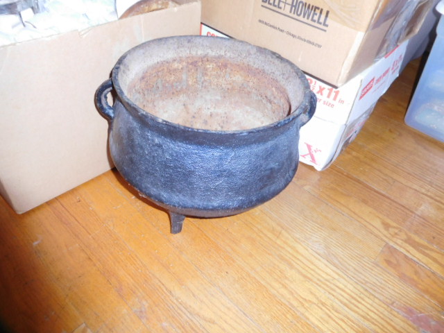 Judith Gregory Estate Auction - DSCN9734.JPG