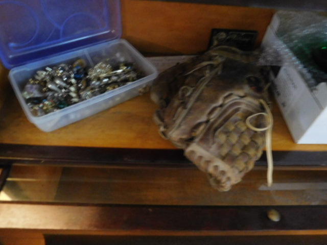 Judith Gregory Estate Auction - DSCN9794.JPG