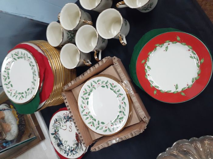 Annual Thanksgiving Auction - 20251124_125246.jpg