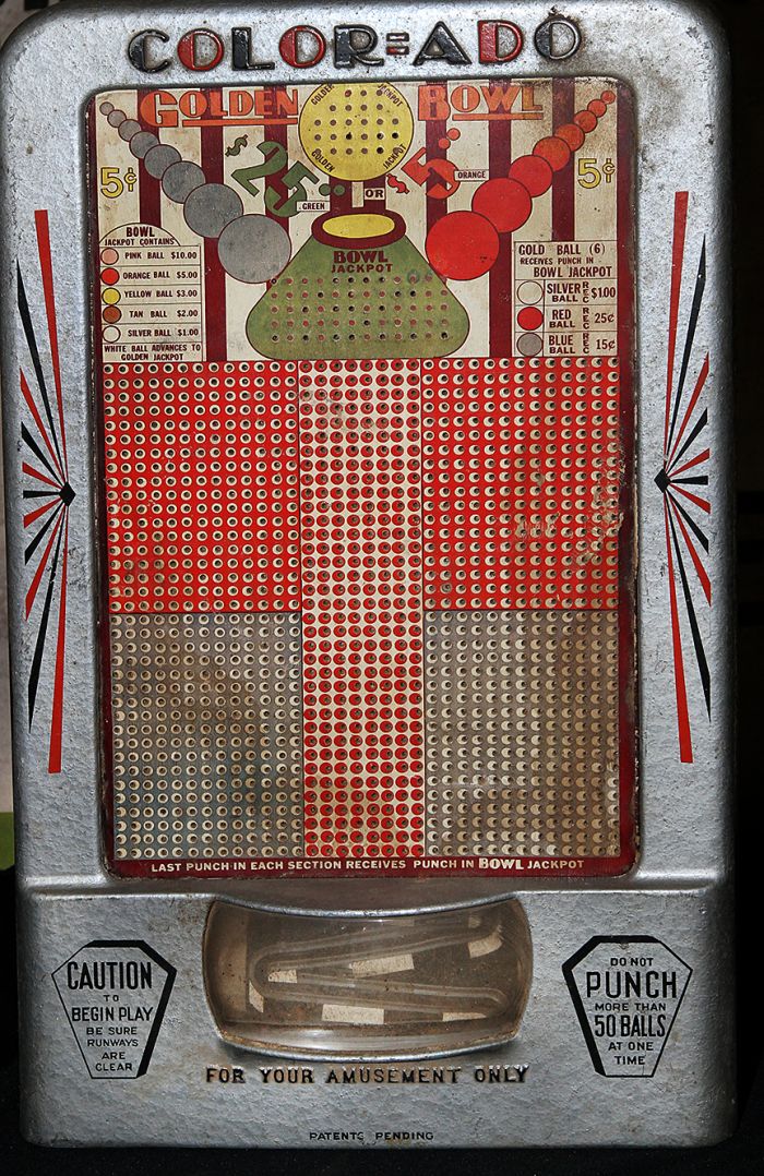 Ken Depew Country Store Collection, Auto Tags and Toppers,Toys, Advertising and More Auction - 9314.jpg