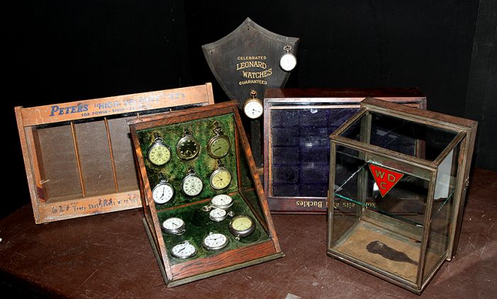 Ken Depew Country Store Collection, Auto Tags and Toppers,Toys, Advertising and More Auction - 9436.jpg